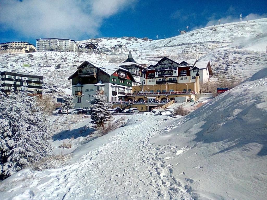 Complejo hotelero en la montaña